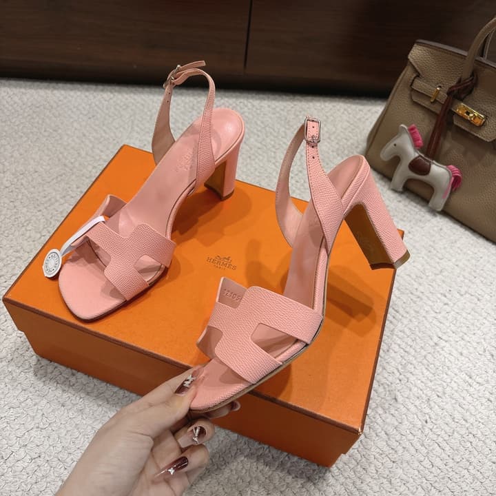 Hermès Eremite 80 Heeled Sandals in Blush Pink