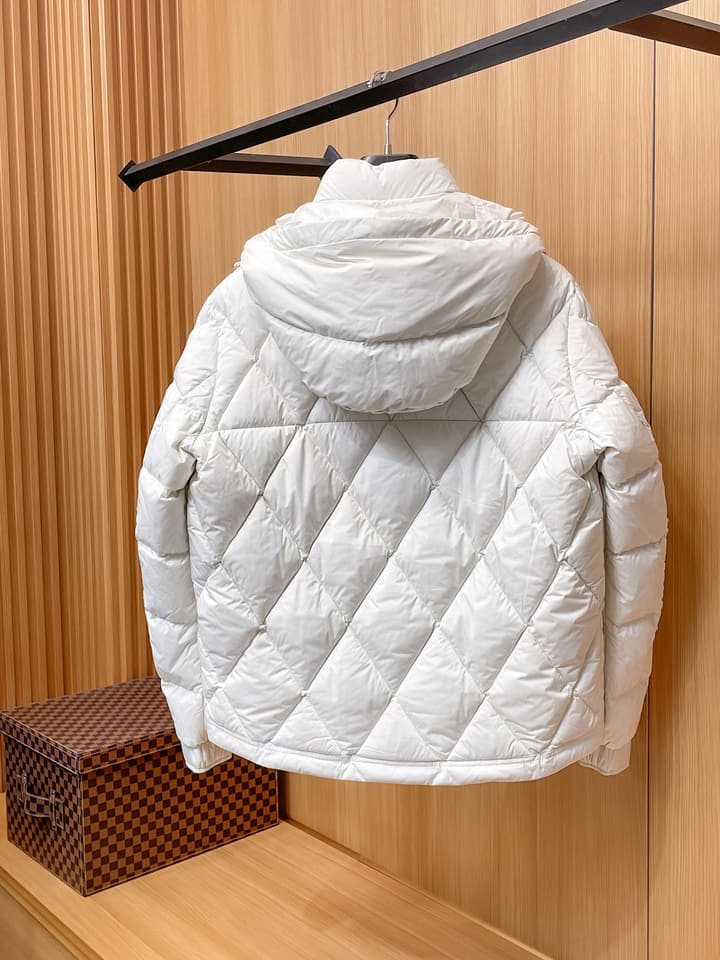 Moncler Structural Tailored Down Jacket – 2025 Collection in Diamond Quilted Black