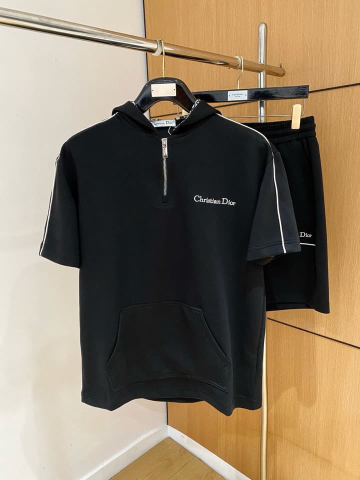 Dior Classic Air Layer T-Shirt and Shorts Set – 2026 Summer Collection in Black Crewneck Oblique Stripe