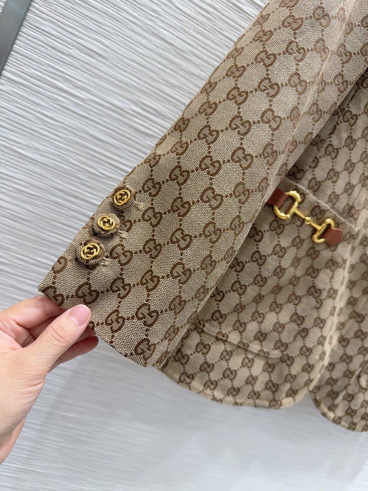 Gucci Lapel Jacquard Blazer in Black Jacquard