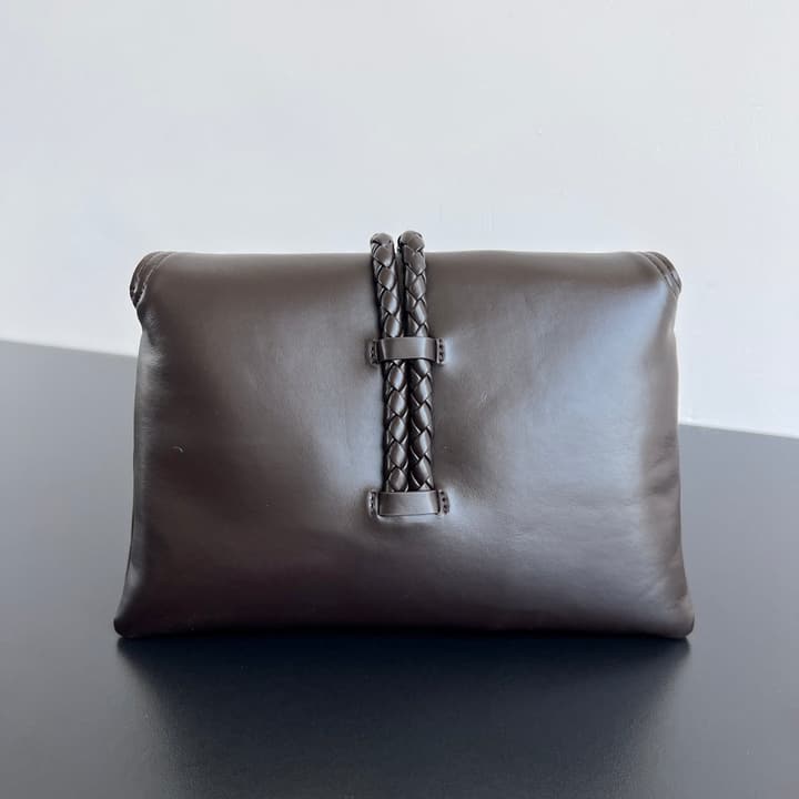 Bottega Veneta Small Liberta Handbag – 24FW in Classic Black