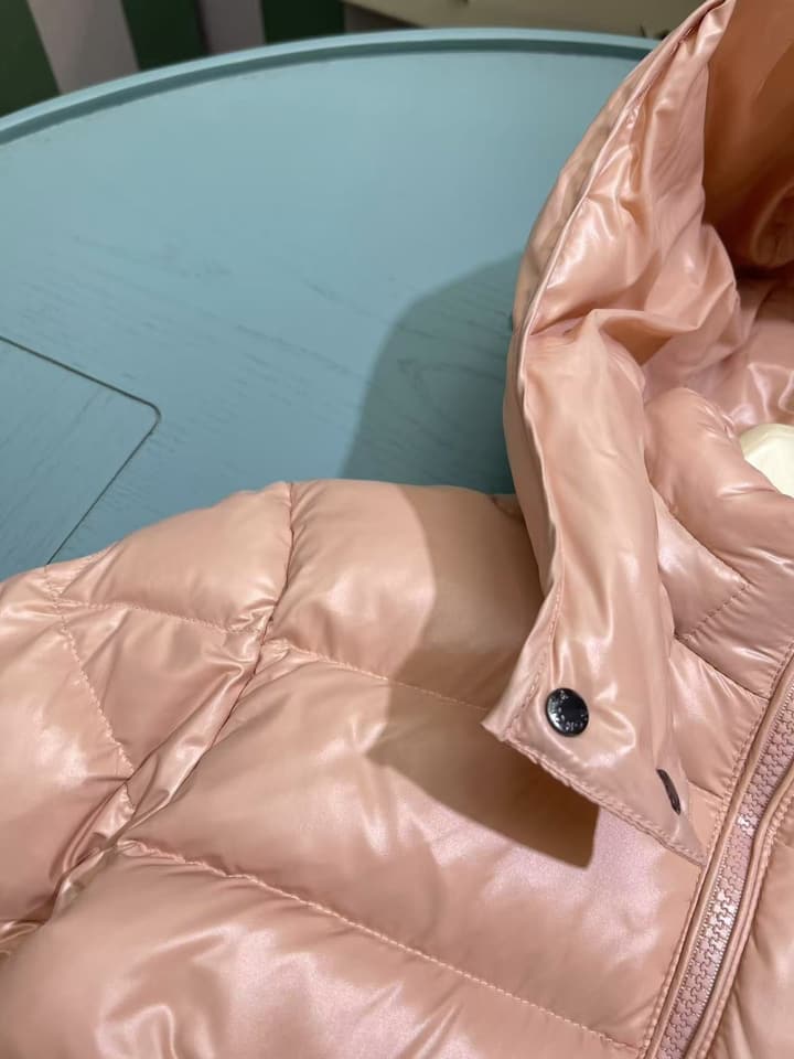 Moncler Kids Puffer Jacket – 2025 Collection in Light Pink