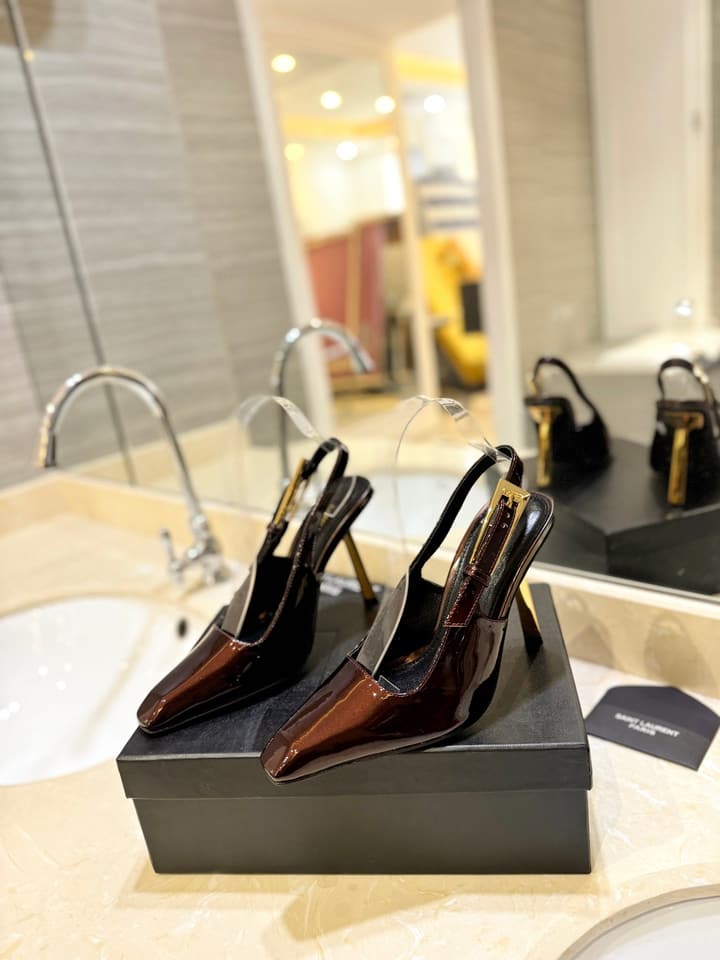 Saint Laurent Square Toe Patent Leather Pumps in Caramel Gloss