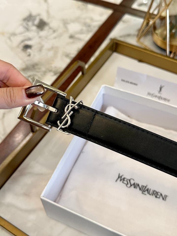 Saint Laurent Classic Leather Belt – 3.0cm