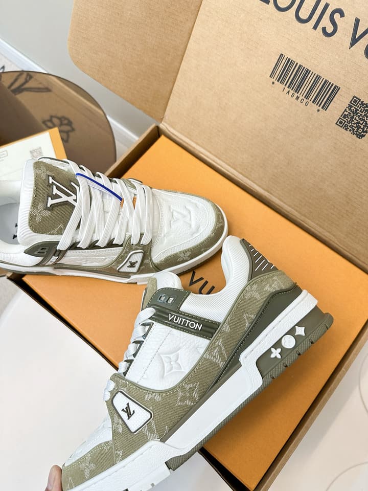 Louis Vuitton LV Trainer Sneakers