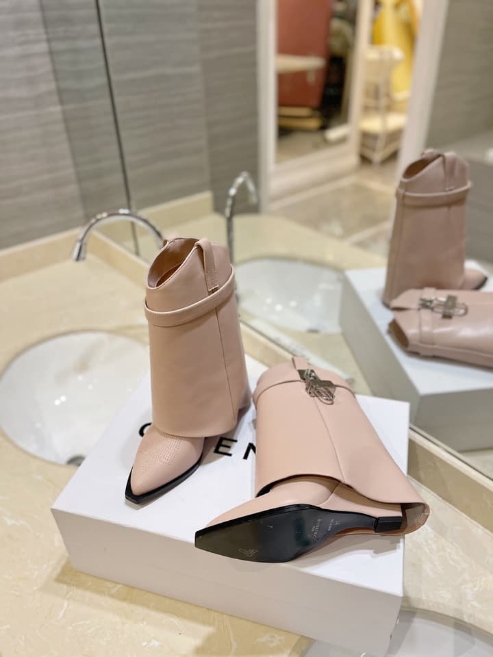Givenchy Embroidered Lock Ankle Boots – 2023SS in Blush Leather