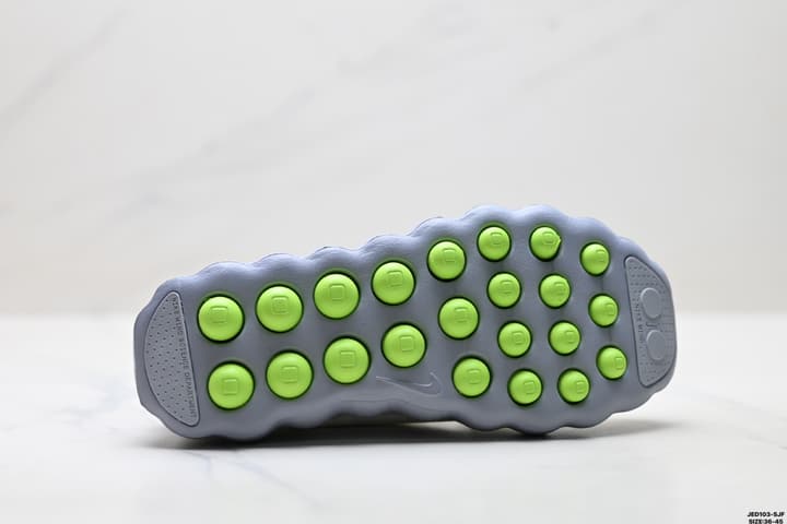 Nike Mind 002 Tech Training Sneakers