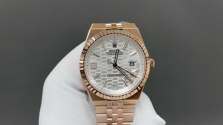 Rolex Land-Dweller Mechanical Watch – 2025 Collection in Gold