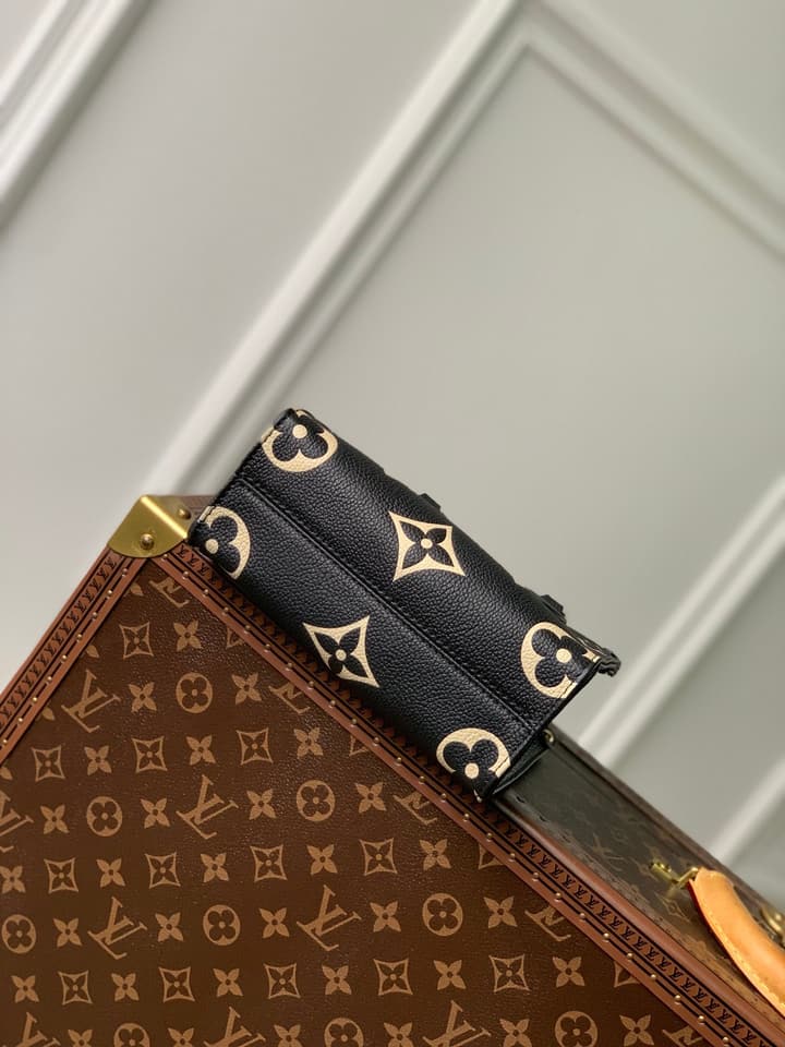 Louis Vuitton OnTheGo BB Handbag in Black Monogram Empreinte