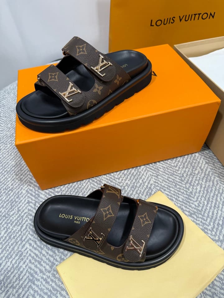 Louis Vuitton Velcro Platform Slippers – Spring/Summer 2024 in Monogram Black
