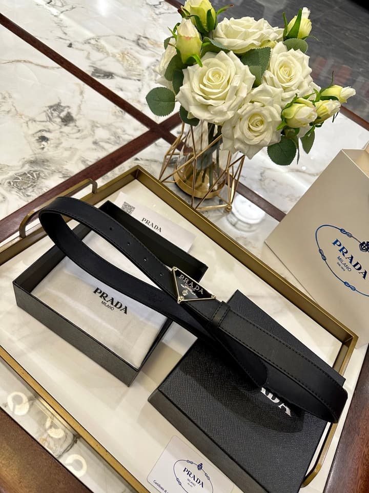 Prada Classic Fashion Belt – 3.0cm in Saffiano Black Leather With Silver Buckle