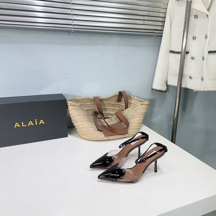 Alaïa Heart PVC Pointed Toe Slingback Mules – Spring/Summer Collection – 25SS in Black Patent Toe