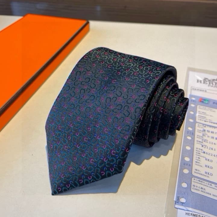 Hermès Men's New Tie Series in Burgundy