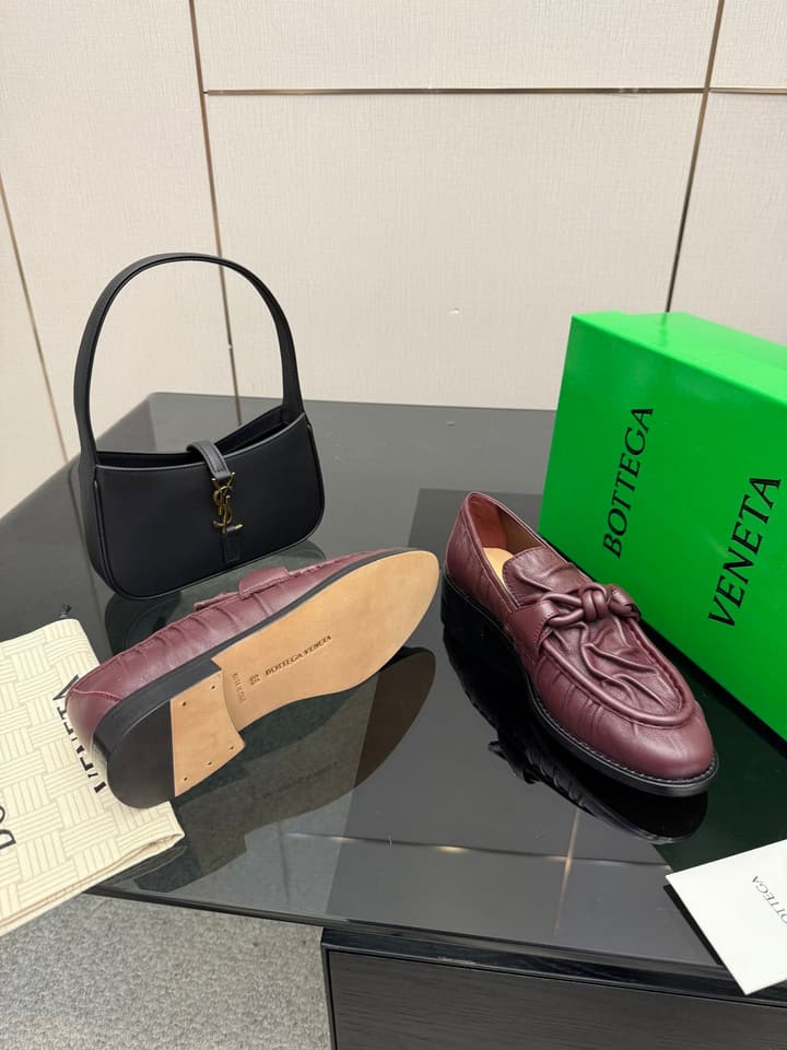 Bottega Veneta Astaire Suede Loafers in Black Leather
