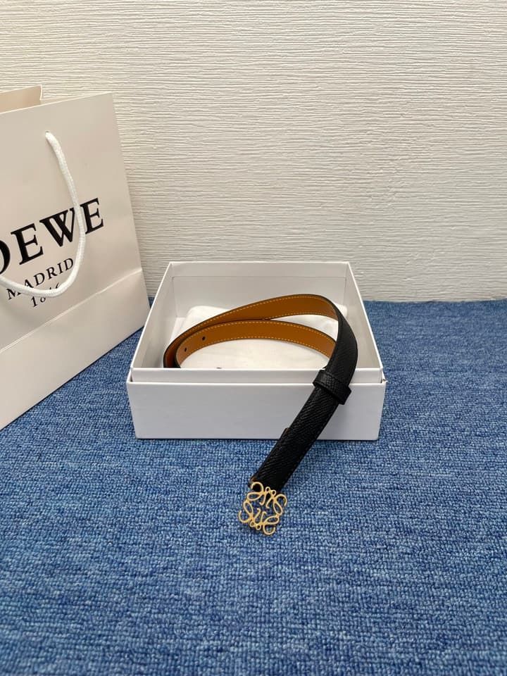 Loewe Calfskin Leather Belt in Black With Gold Buckle