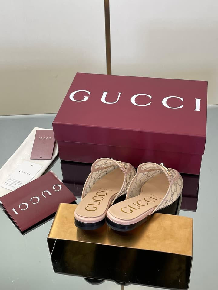 Gucci Crystal GG Patent Loafer Mules – 2025FW in Beige Crystal Gg