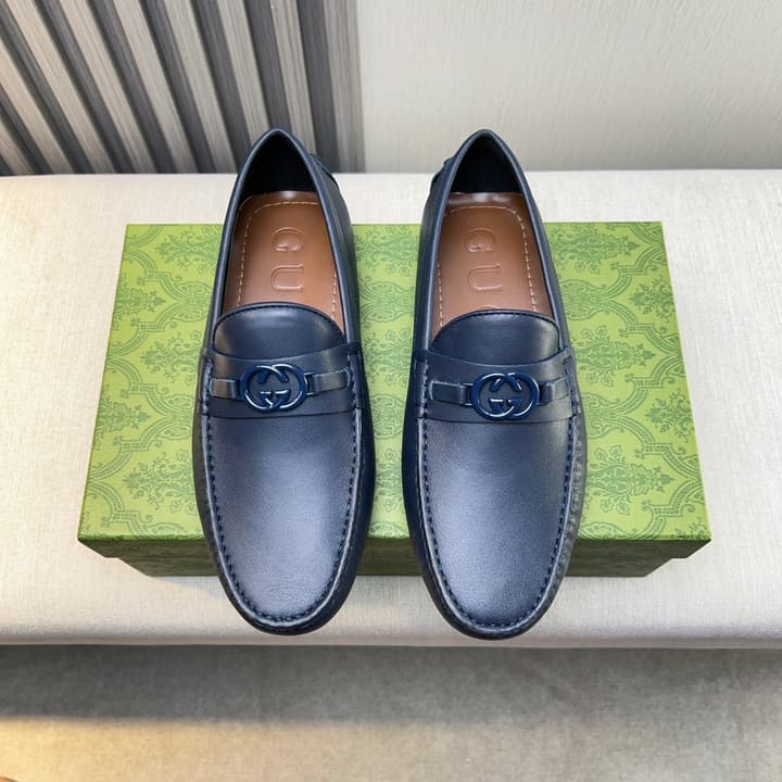 Gucci Premium Leather Loafers in Black Embossed Leather
