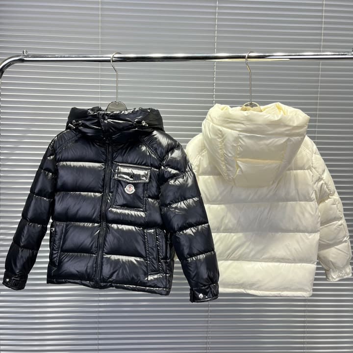 Moncler High Quality Kids Detachable Hooded Puffer Jacket – 25FW – Kids Collection in Glossy Black Down Jacket