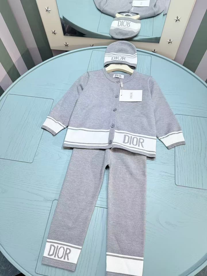 Dior Infant Cashmere Blend Three-Piece Set – Kids Collection – 2025SS in Light Grey Three-piece Set