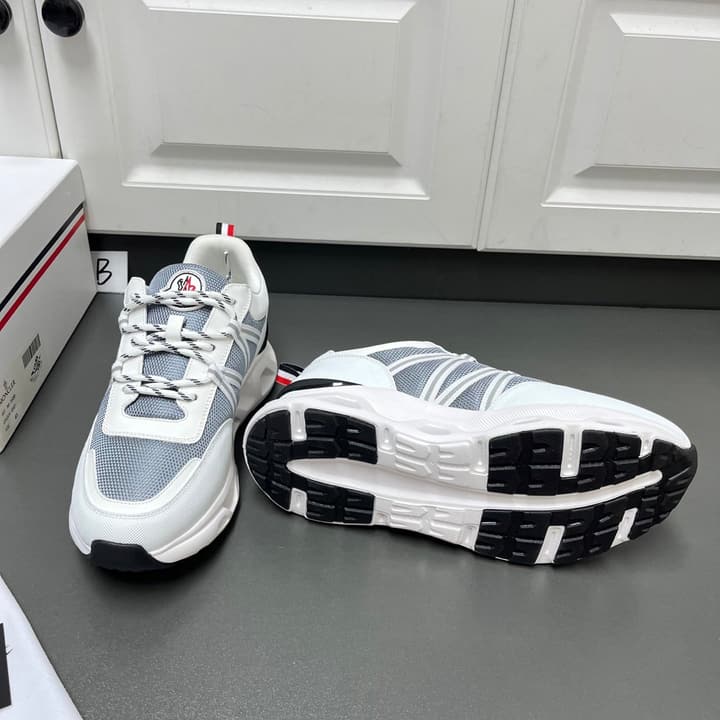 Moncler Men's Casual Sports Sneakers in Black