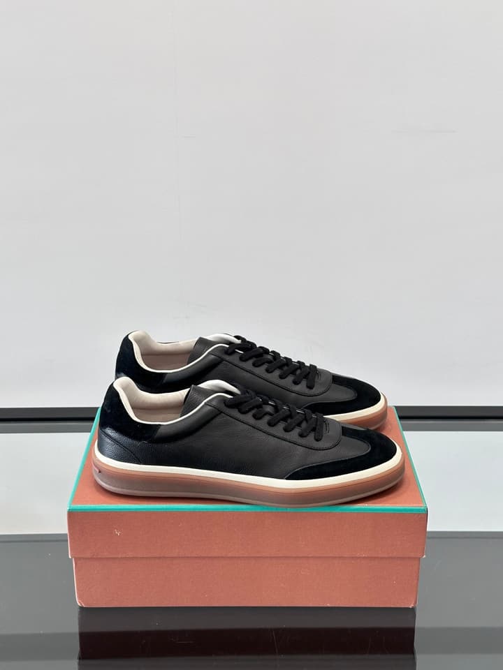 Loro Piana WeekendWalk Suede Sneakers in Cream Suede