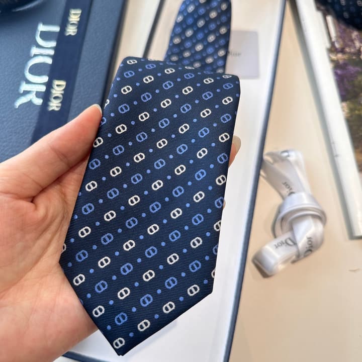 Dior Men's Logo Tie in Black