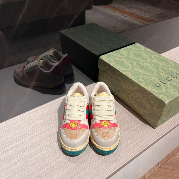 Gucci Rhyton Distressed Kids' Sneakers – Kids Collection – 2023SS in Cream With Blue Flower Design