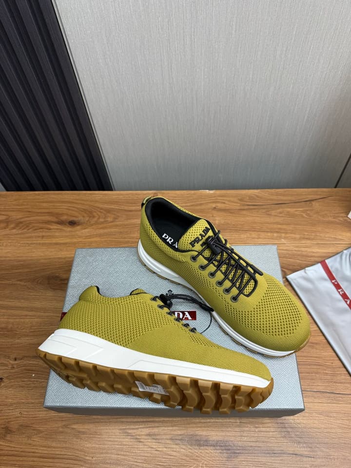 Prada Men's High-Quality Sneakers in Light Grey