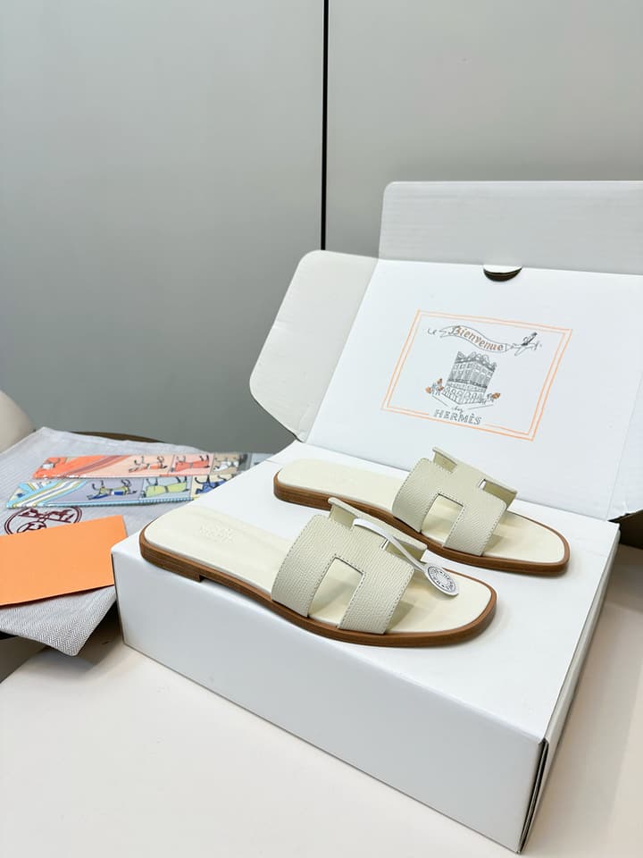 Hermès Palm Grain H-Slides in Bright Green