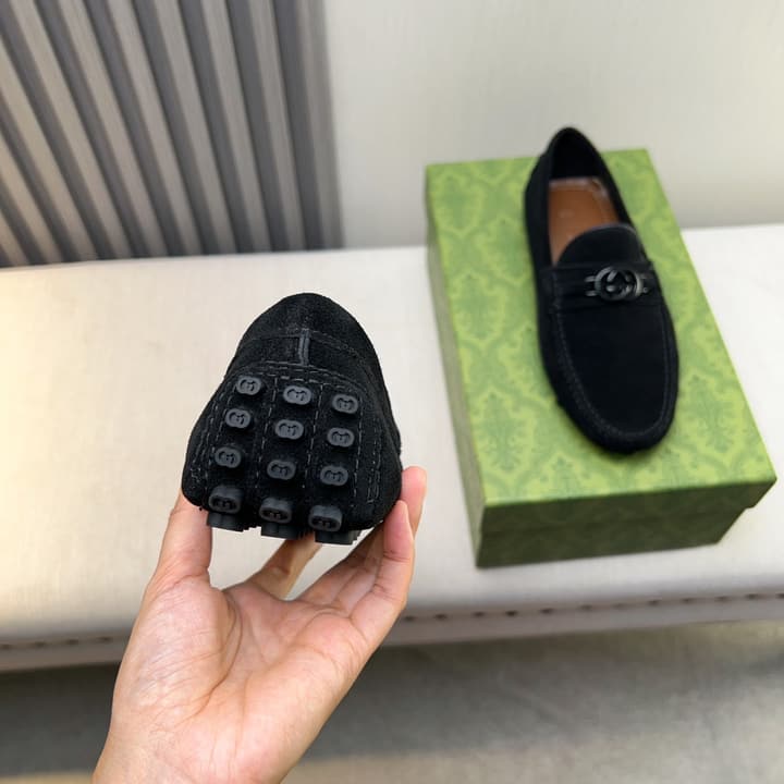 Gucci Premium Leather Loafers in Black Embossed Leather