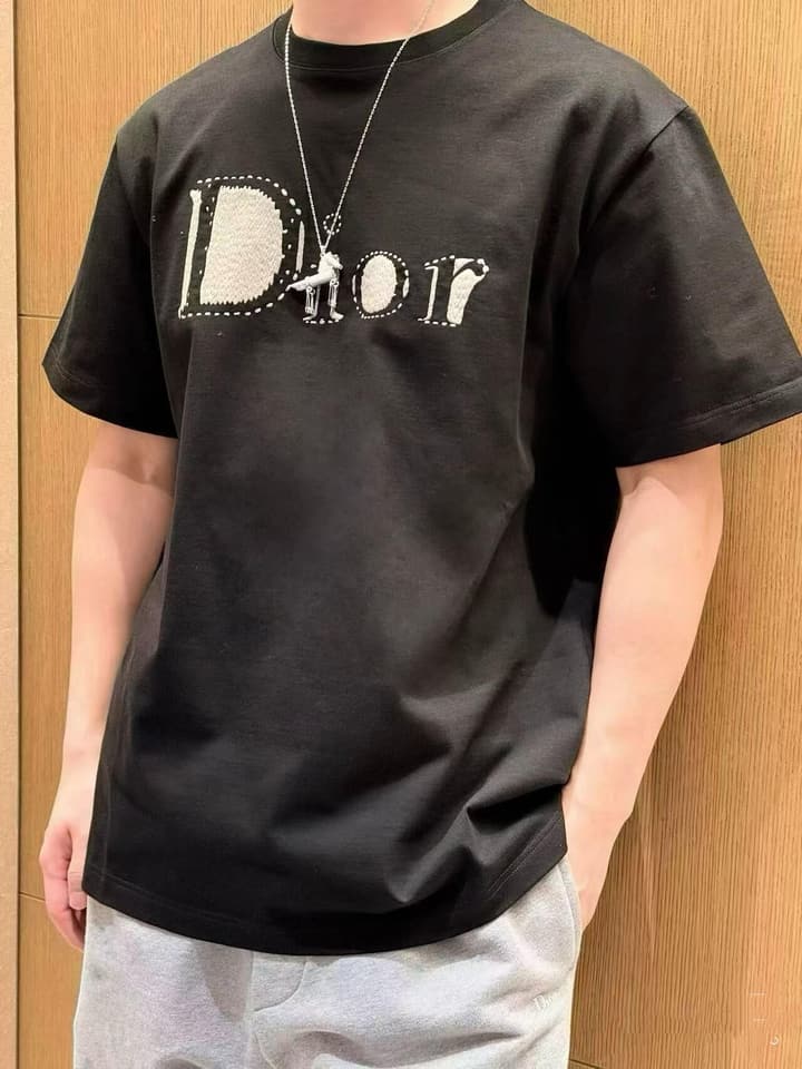 Dior Reverse Embroidered Loose Fit T-Shirt – Summer Collection 2026 in Black