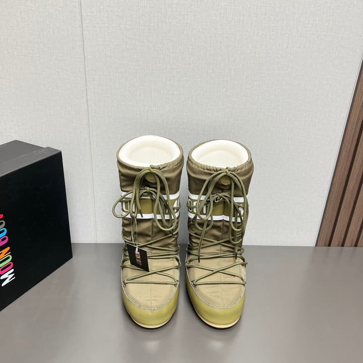 Moon Boot 2024FW Snow Boots in Matte Black
