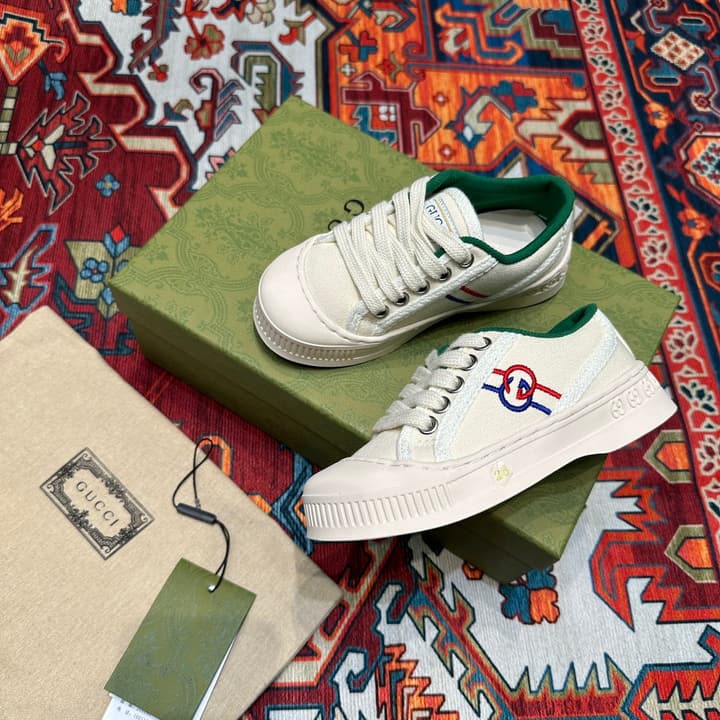 Gucci Kids Footwear – Kids Collection in Beige Plaid Slip-on