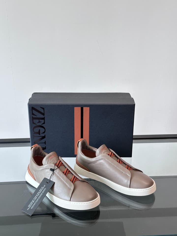 Zegna Men's Low-Top Leather Sneakers in Black & White