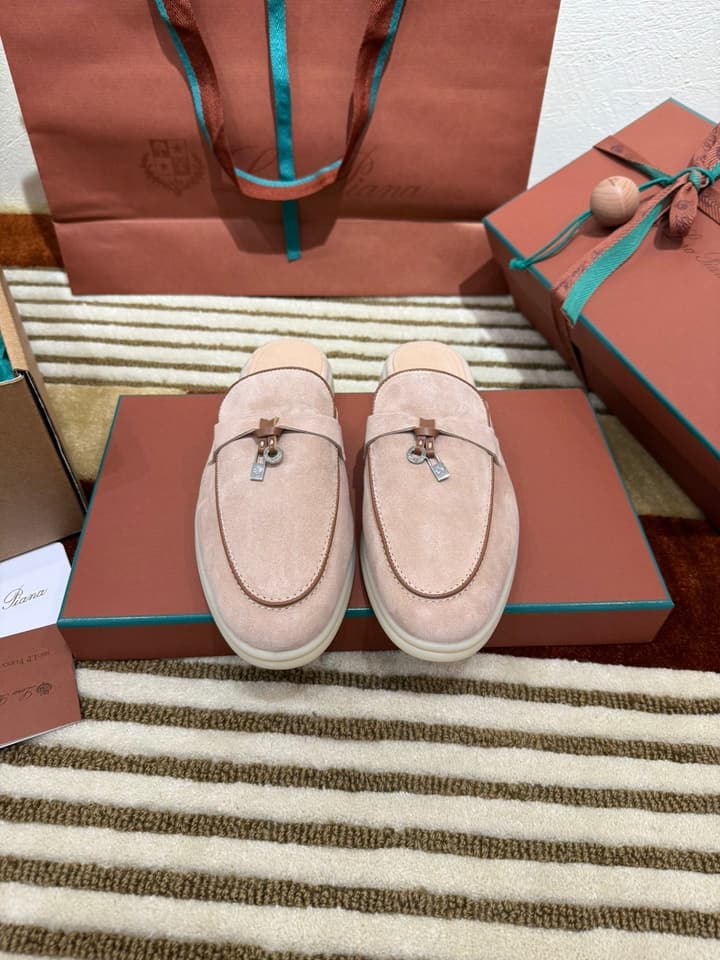 Loro Piana Women's Mules in Pale Beige Suede