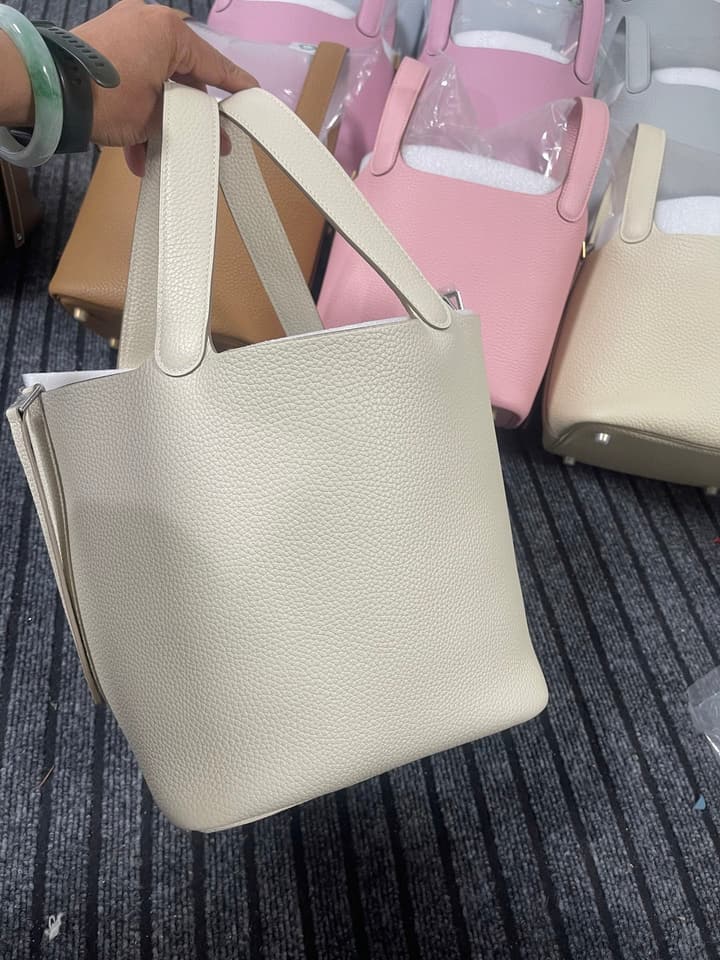 Unknown Picotin 22cm Bucket Bag
