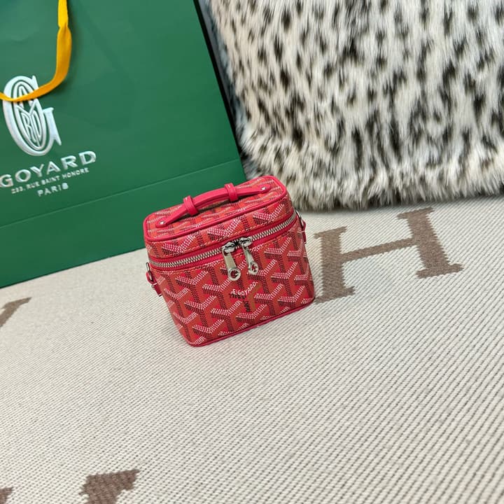 Goyard Muse Vanity Ultra Mini Cosmetic Bag in Blue
