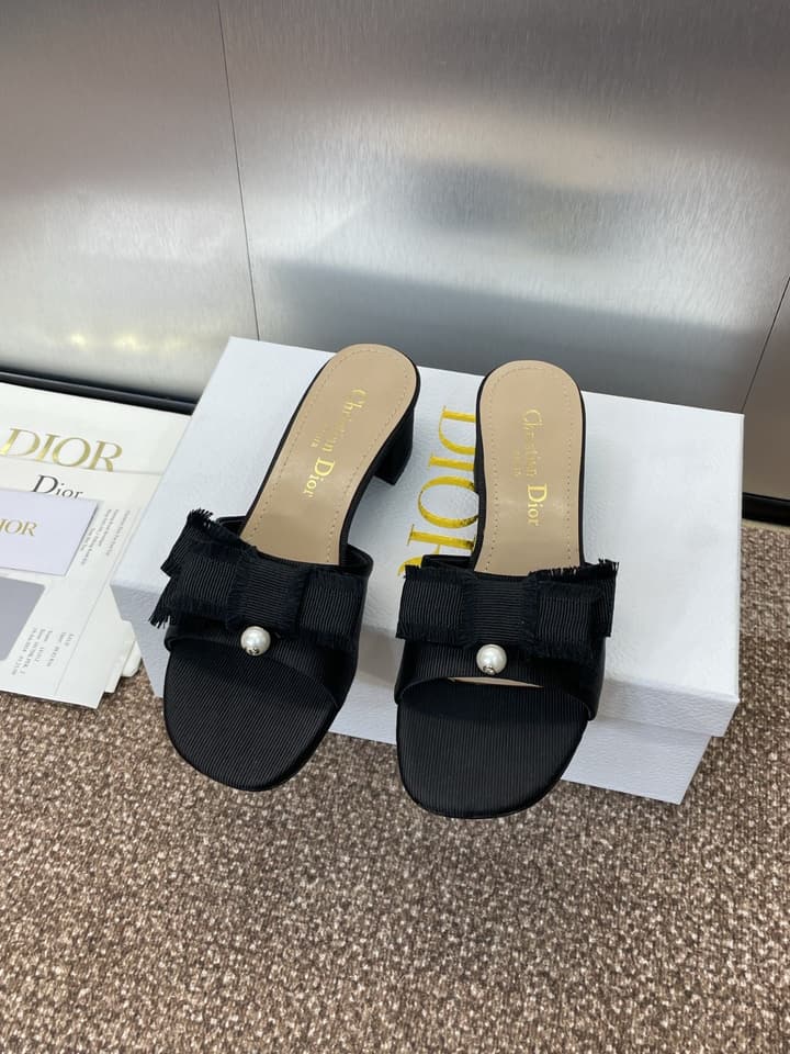 Dior J'Adior Adiorble Tassel Peep-Toe Heeled Sandals – 2025 Spring/Summer Collection in Beige Woven