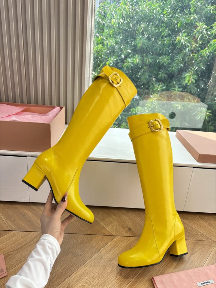 Miu Miu Chelsea Knee-High Boots – 25FW in Black