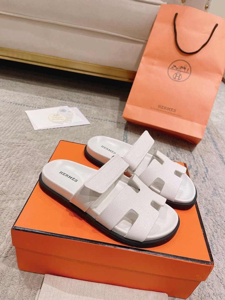 Hermès Chypre Suede Unisex Slides in Black With Dark Blue Strap