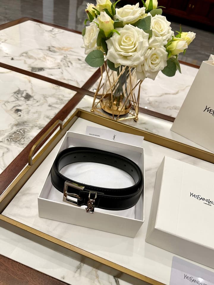 Saint Laurent Classic Leather Belt – 3.0cm