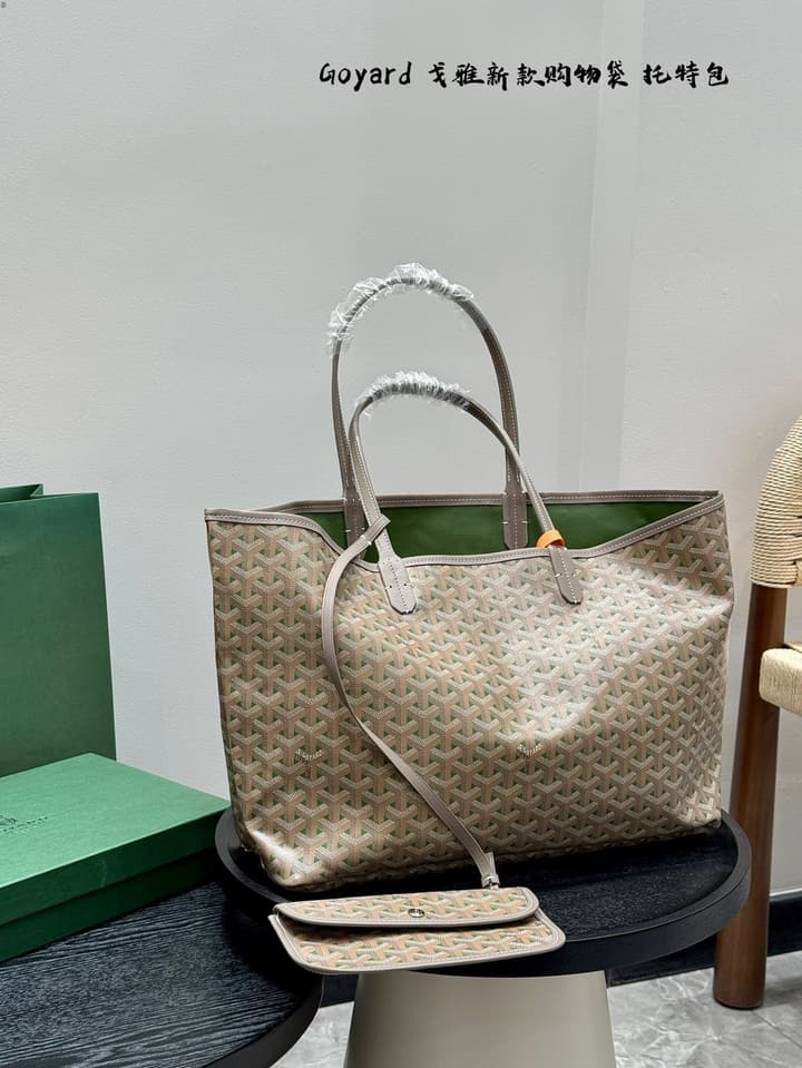 Goyard Tote Bag in Beige With Blue Interior
