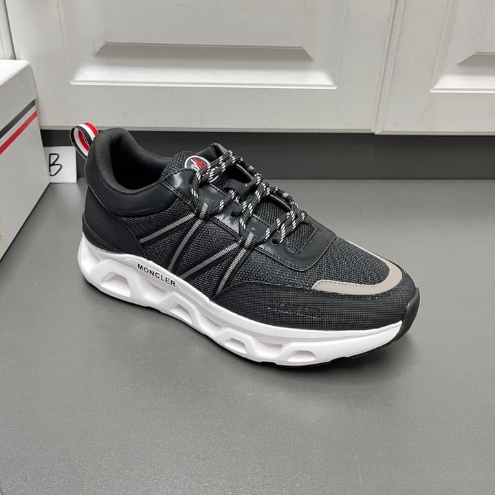 Moncler Men's Casual Sports Sneakers in Black