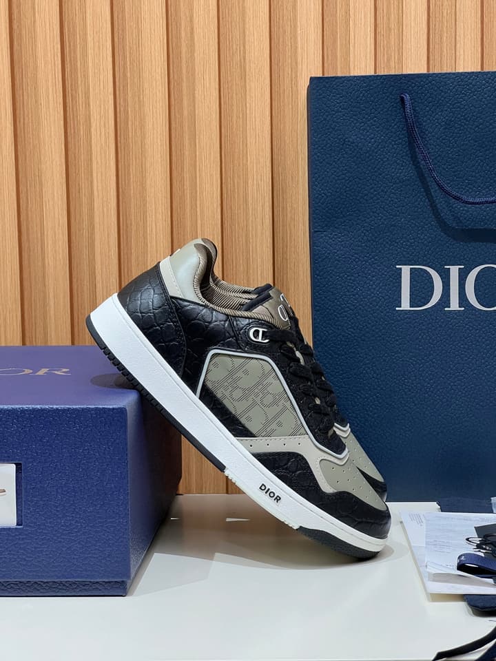 Dior B27 Unisex Sneakers – 2025 Collection in Black And Khaki Oblique