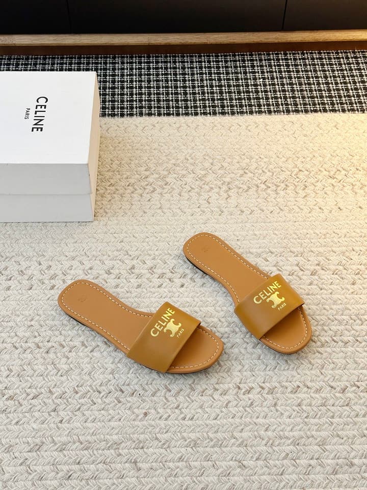 Celine Minimalist Triomphe Flat Sandals – Summer Collection in White
