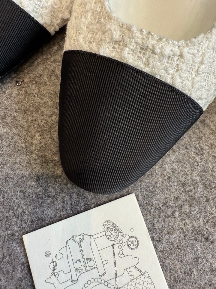 Chanel Classic Slingback Heels in Bright Black And White Tweed