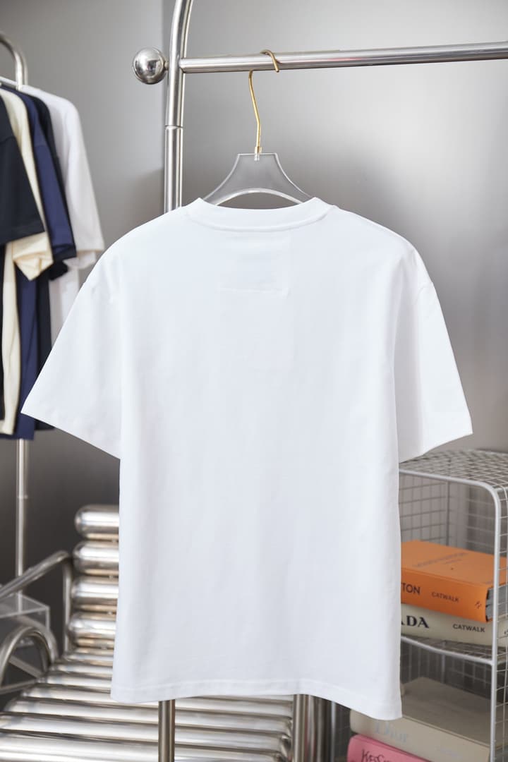 Givenchy Classic Logo Short-Sleeve T-Shirt – 26SS in Black