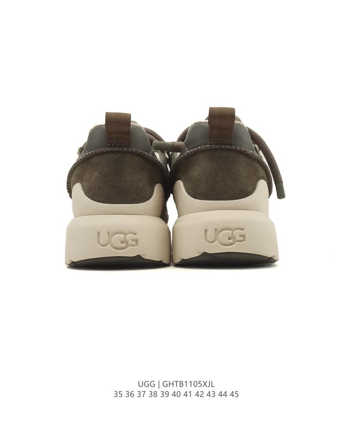 UGG Retro Low-Top Ankle Boots in All Black