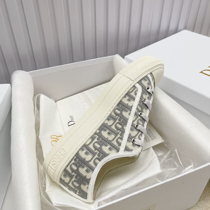 Dior Embroidered Flat Sport Sneakers in Grey Oblique Embroidery