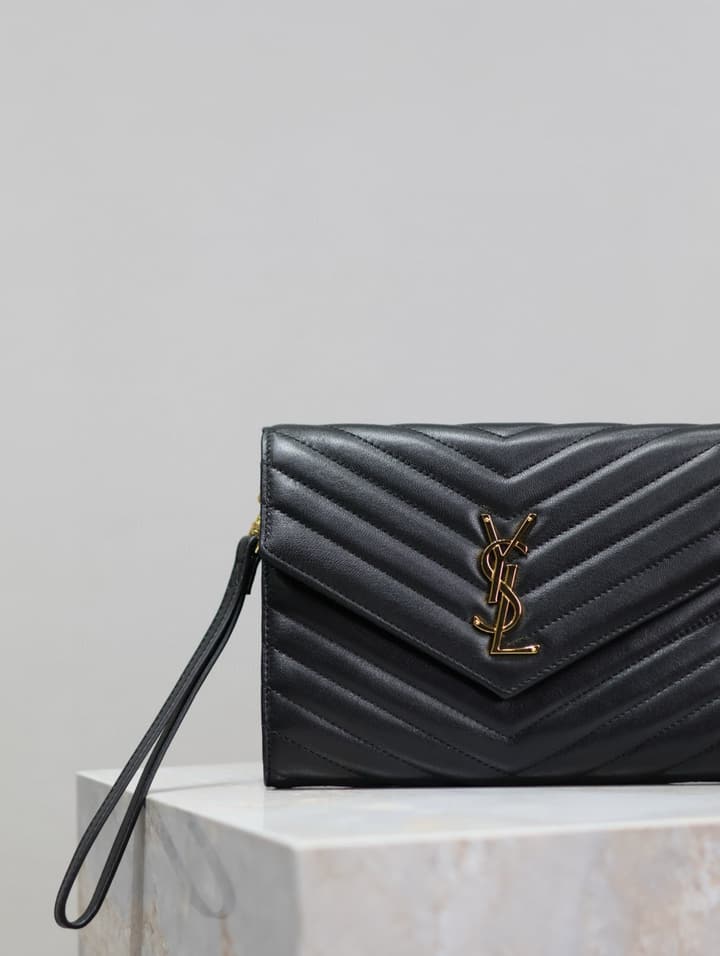 Saint Laurent LE CASSANDRE Lambskin Clutch Bag in Black